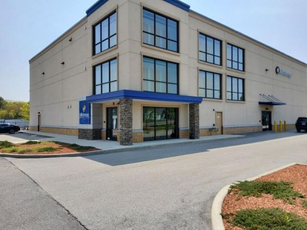 Extra Space Storage - 3202 - Oxford - Main St