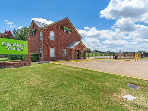 Extra Space Storage - 3143 - North Richland Hills - Davis Blvd