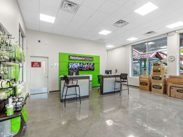Extra Space Storage - 3734 - Brooklyn - McDonald Ave