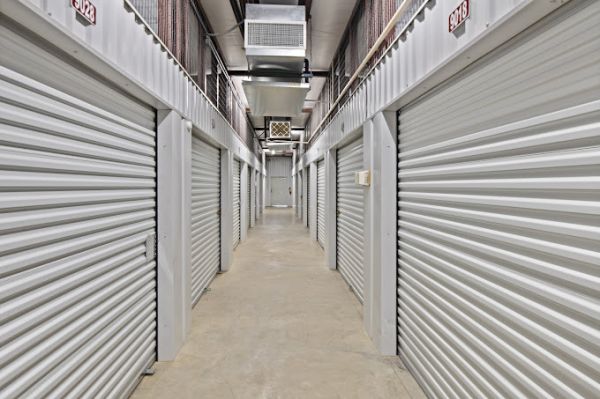 Mini Mall Storage - Olive Branch - Hacks Cross Rd