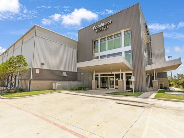 Extra Space Storage - 3627 - Austin - Parmer Ln
