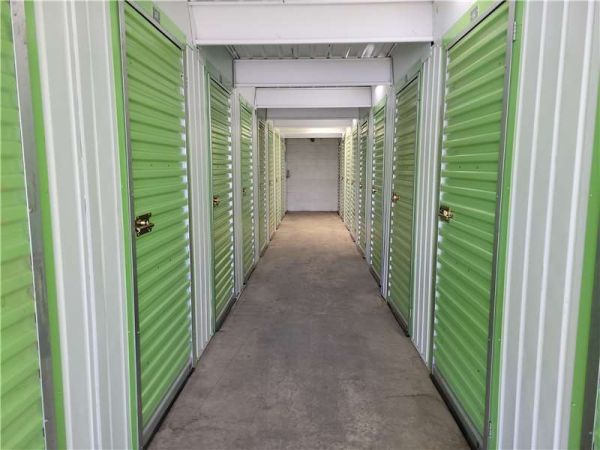 Extra Space Storage - 1979 - Panorama City - Van Nuys Blvd