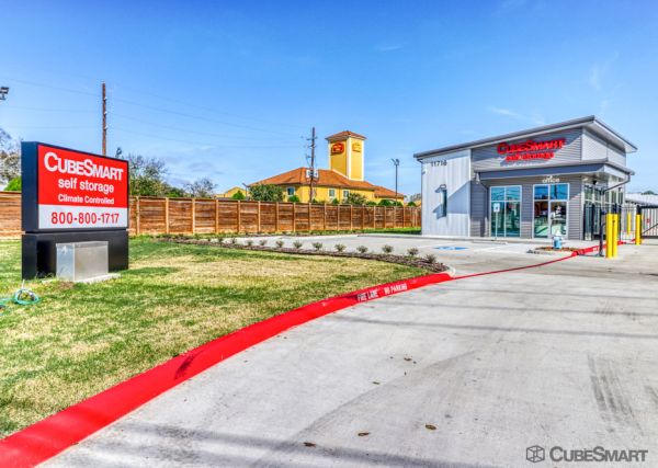 CubeSmart Self Storage TX Houston Veterans Memorial Dr