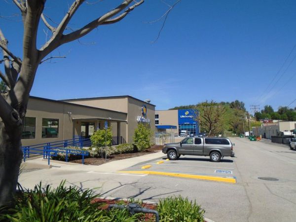 Extra Space Storage - 3411 - Calabasas - Old Scandia Ln