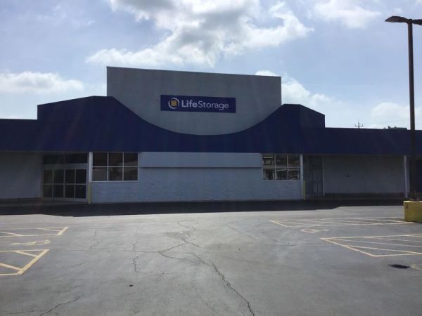 Extra Space Storage - 3943 - Cincinnati - Crookshank Rd