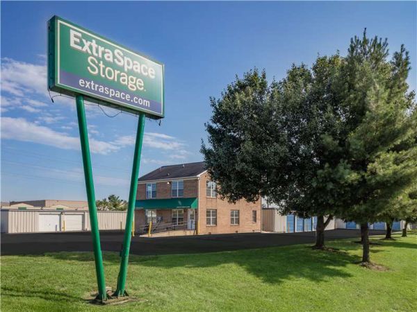 Extra Space Storage - 8207 - Frederick - Industry Ln