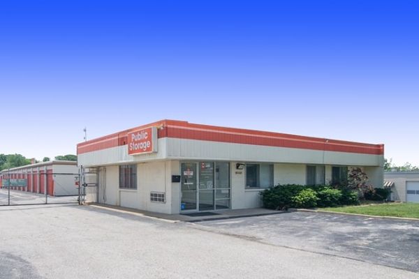 Public Storage - St Louis - 11580 Page Service Drive