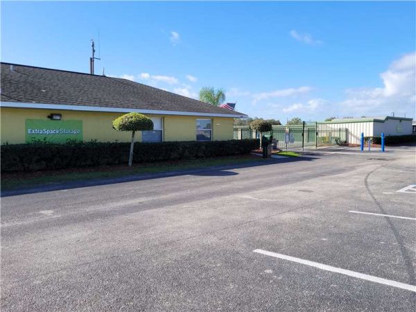 Extra Space Storage - 7820 - Winter Haven - State Road 544