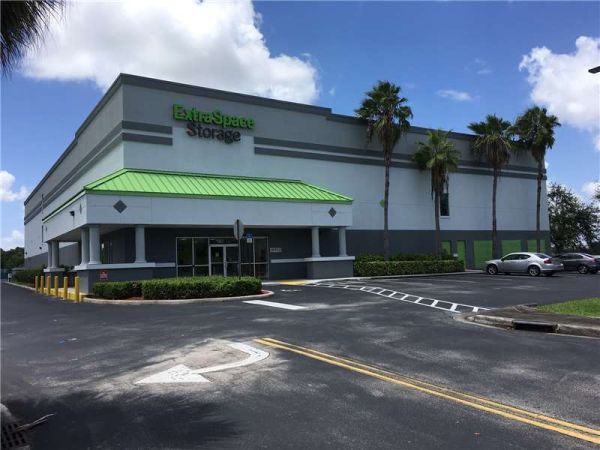 Extra Space Storage - 1310 - Fort Lauderdale - NW 31st Ave