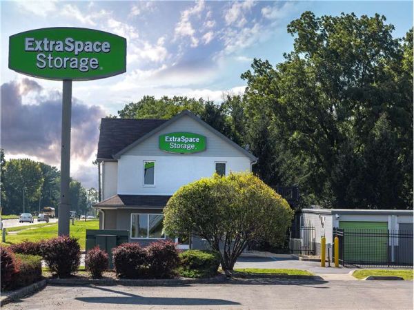 Extra Space Storage - 8609 - Indianapolis - Rockville Road