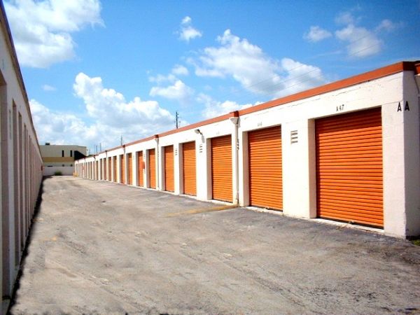 Miami Mini Stor-It - South Miami/Coral Gables