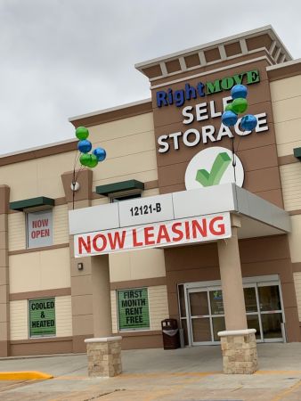 Right Move Storage - Royal Oaks