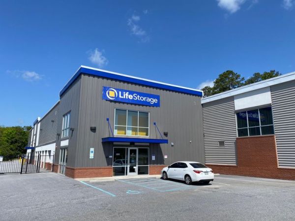 Extra Space Storage - 3666 - Greenville - Pleasantburg Dr