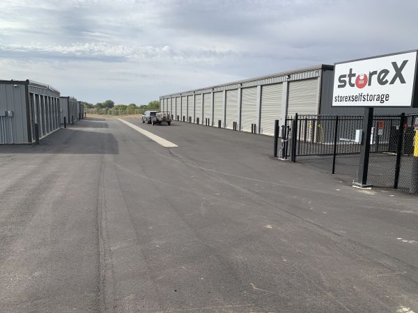 StoreX