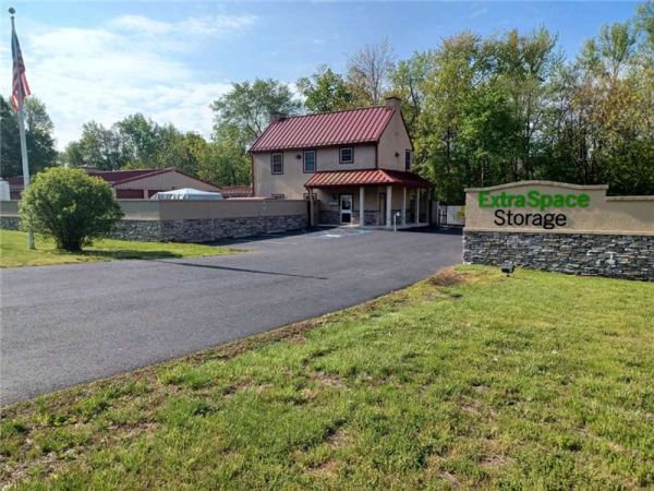 Extra Space Storage - 7600 - Medford - Route 70
