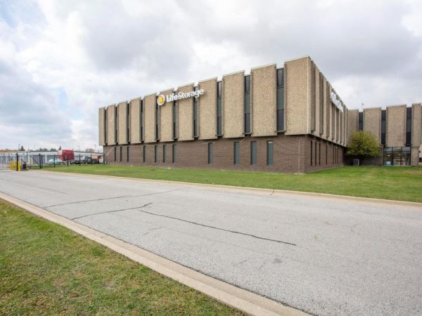 Extra Space Storage - 3457 - Matteson - Cicero Ave.