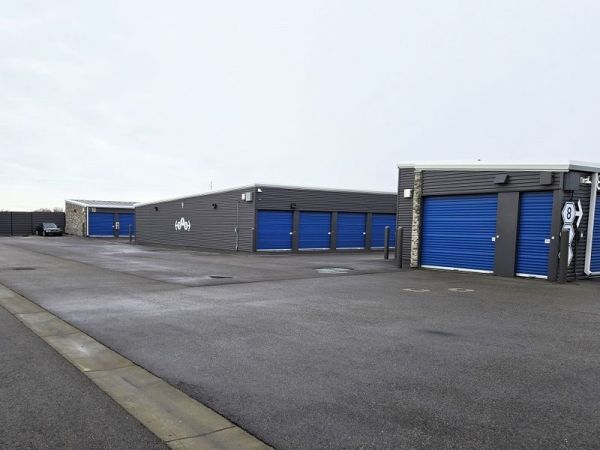 Extra Space Storage - 6642 - Meridian - N Records Ave