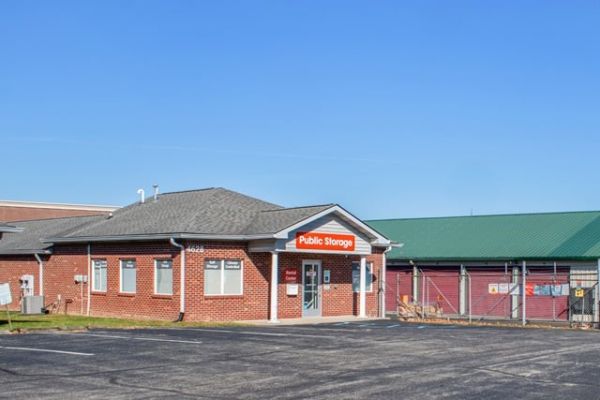 Public Storage - Zionsville - 4628 Northwestern Dr