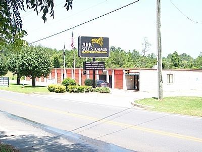 Ark Self Storage - 107 W. Walker Street Douglas
