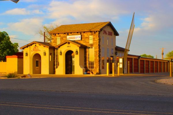 Advantage Storage - Lovington