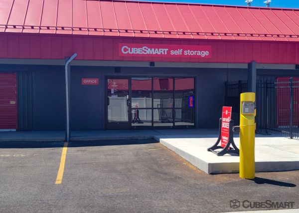 CubeSmart Self Storage - Murray - 5180 Commerce Dr