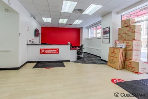 CubeSmart Self Storage - Columbus - 57 E Chestnut St