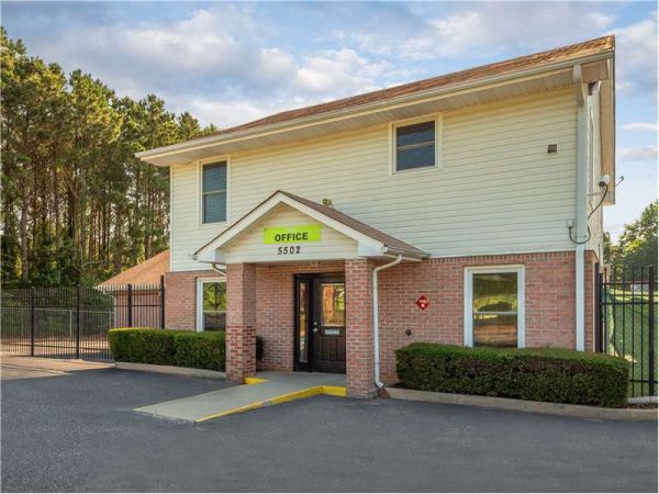 Extra Space Storage - 8179 - Stone Mountain - Memorial Dr
