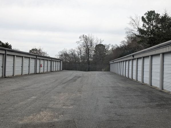 Mini Mall Storage - Hot Springs - 2798 Airport Rd.