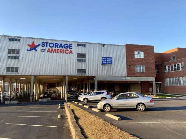 Storage of America - Gustine