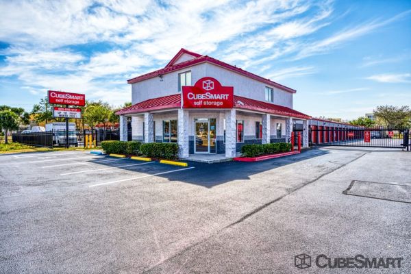 CubeSmart Self Storage - Fort Myers - 13750 Plantation Rd