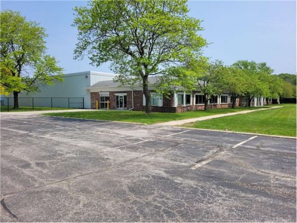 Extra Space Storage - 6135 - New Berlin - Rogers Dr