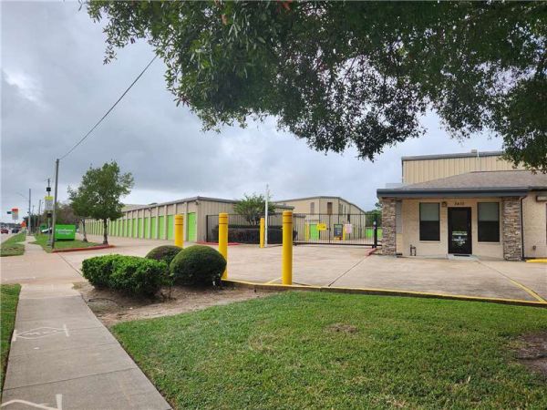 Extra Space Storage - 3164 - League City - Main St
